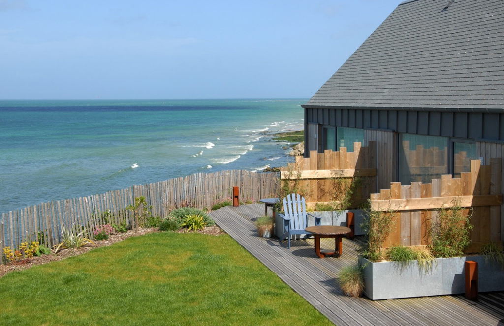 house outdoor space